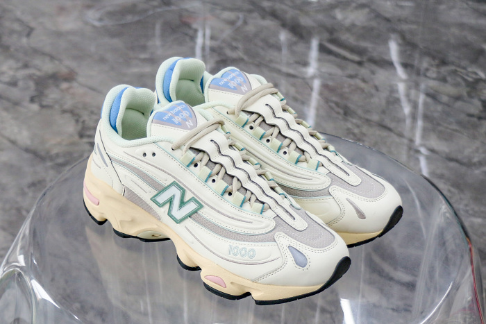 New Balance 1000 Angora Moonrock