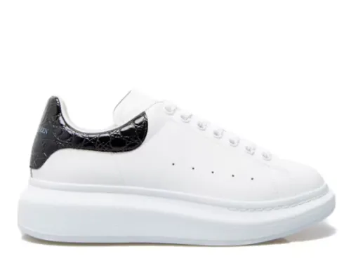 Alexande* McQuee* Oversized Sneaker Black Crocodile
