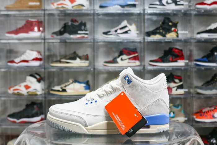 Air Jordan 3 Retro Lucky Shorts 2025