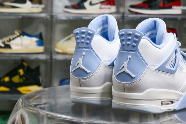 Air Jordan 4 “Forget Me Not / Aluminum”  WMNs（A1）