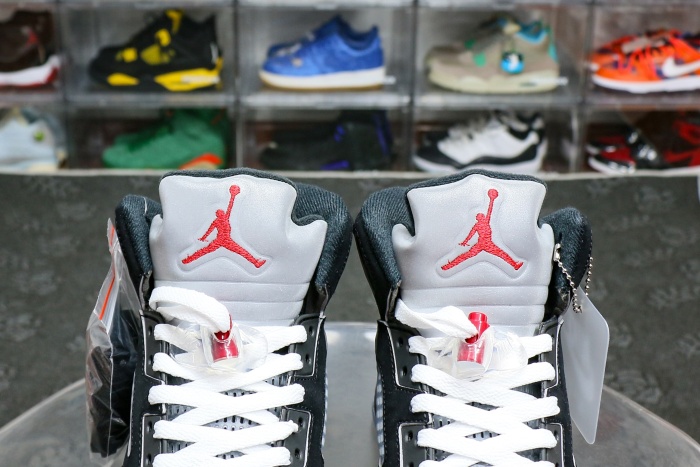 Air Jordan 5 Retro OG 'Metallic Reimagined'  2025 (Ln5 A1)