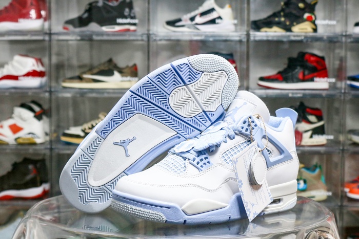 Wmns Jordan 4 Retro Forget Me Not