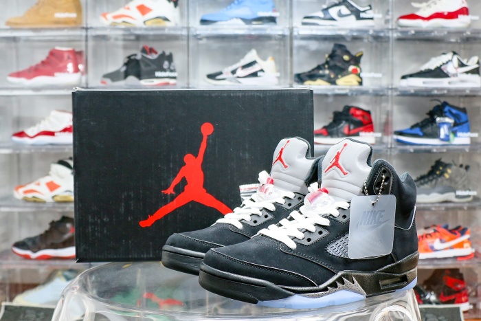 Air Jordan 5 Retro OG 'Metallic Reimagined'  2025 (Ln5 A1)