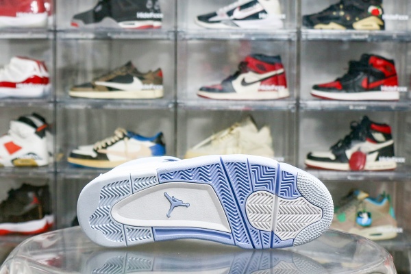 Air Jordan 4 “Forget Me Not / Aluminum”  WMNs（A1）
