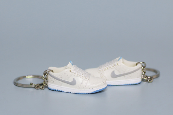 Mini Sneaker Nike Dunk Low 'White Light Armory Blue' 3D keychain
