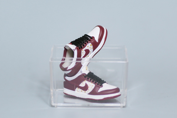 Mini Sneaker Nike SB Dunk Low Supreme Mean Grean 3D keychain