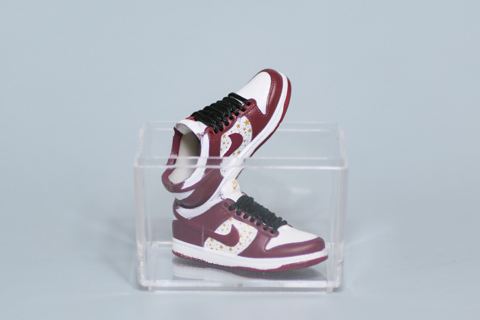Mini Sneaker Nike SB Dunk Low Supreme Mean Grean 3D keychain