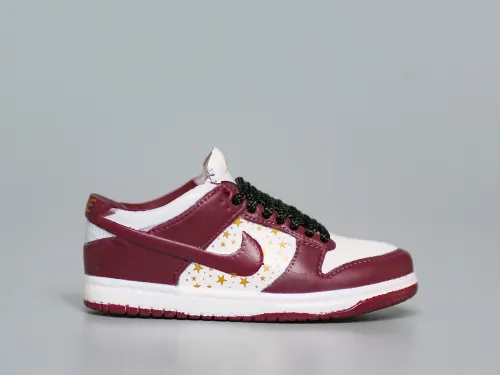 Mini Sneaker Nike SB Dunk Low Supreme Mean Grean 3D keychain