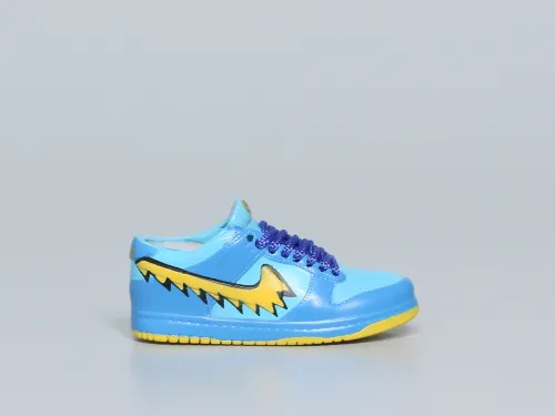 Mini Sneaker Grateful Dead x Nike SB Dunk Low Blue 3D keychain
