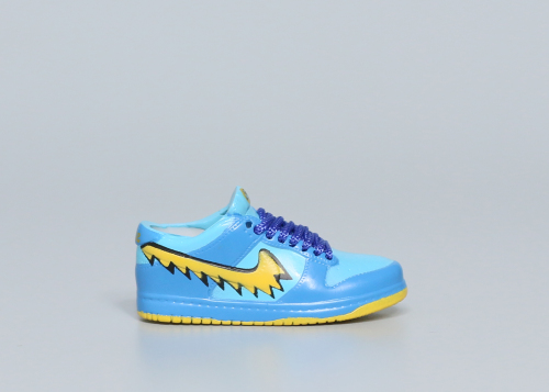 Mini Sneaker Grateful Dead x Nike SB Dunk Low Blue 3D keychain
