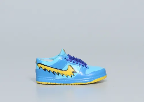 Mini Sneaker Grateful Dead x Nike SB Dunk Low Blue 3D keychain