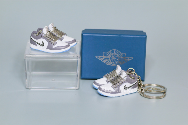 Mini Sneaker Di0r x Air Jordan 1 Low 3D keychain