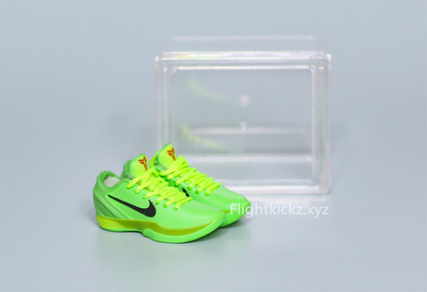 Mini SneakerNike Zoom Kobe 6 Protro “Grinch” 3D keychain