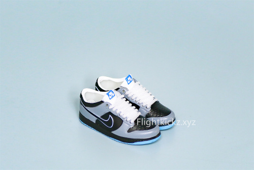 Mini Sneaker Premier x Nike SB Dunk Low Premium 'Petoskey' 3D keychain