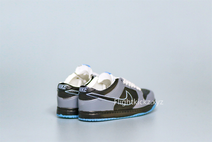 Mini Sneaker Premier x Nike SB Dunk Low Premium 'Petoskey' 3D keychain