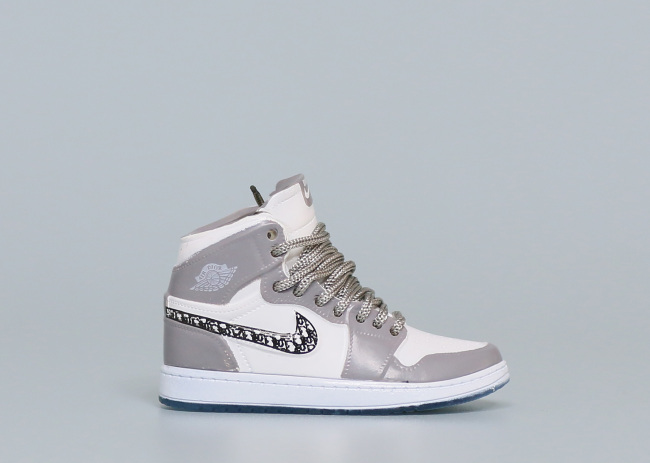 Mini Sneaker Di0r x Air Jordan 1 High 3D keychain