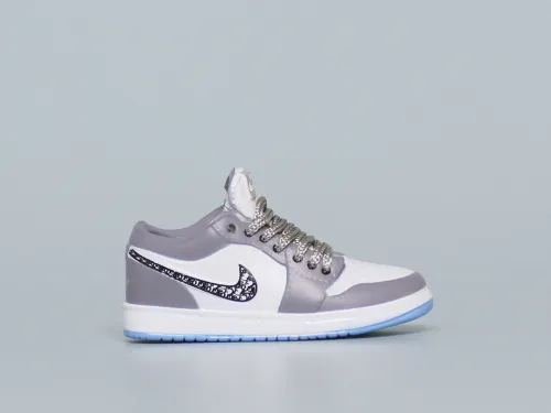 Mini Sneaker Di0r x Air Jordan 1 Low 3D keychain