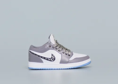 Mini Sneaker Di0r x Air Jordan 1 Low 3D keychain