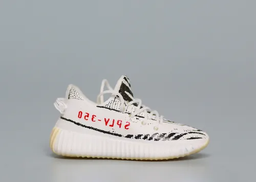 Mini Sneaker Yeezy Boost 350 Zebra 3D keychain