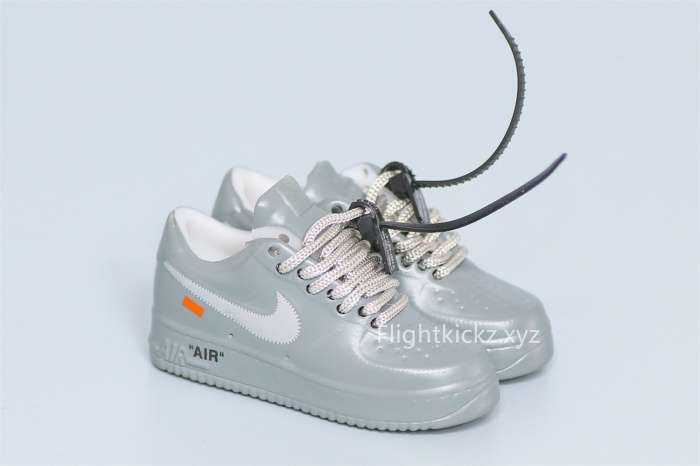 Mini Sneaker Off-White x Nike Air Force 1 Low Ghost Grey 3D keychain