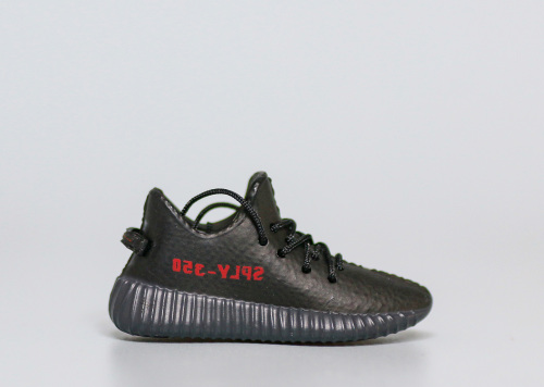Mini Sneaker Yeezy Boost 350 Bred 3D keychain