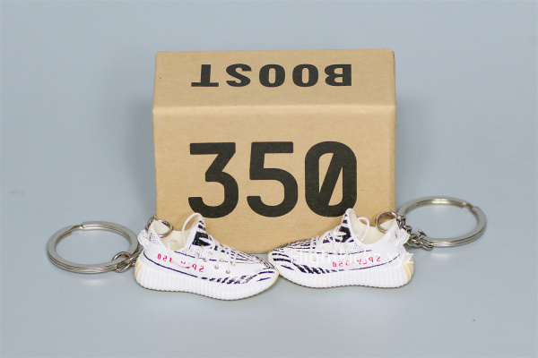 Mini Sneaker Yeezy Boost 350 Zebra 3D keychain