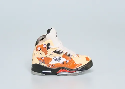 Mini Sneaker Supreme x Air Jordan 5 Camo 3D keychain