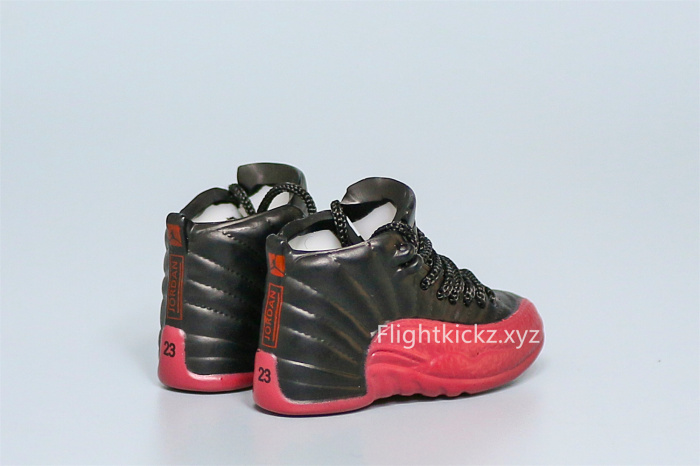 Mini Sneaker Air Jordan 12 Flu Game 3D keychain