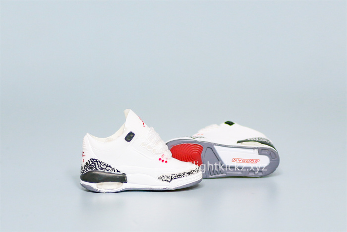 Mini Sneaker Air Jordan 3 White Cement 3D keychain