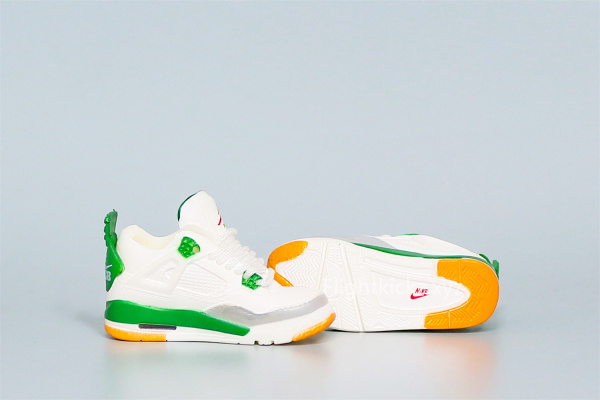 Mini Sneaker Air Jordan 4 Pine Green 3D keychain