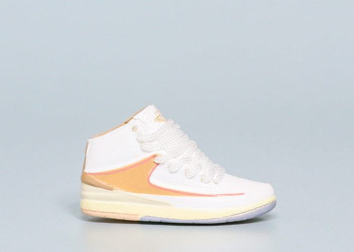 Mini Sneaker Air Jordan 2 Craft Sunset Haze 3D keychain