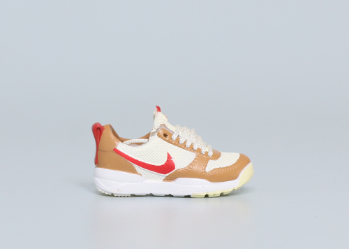Mini Sneaker Nike Craft Mars Yard Shoe 2.0 Tom Sachs Space Camp 3D keychain