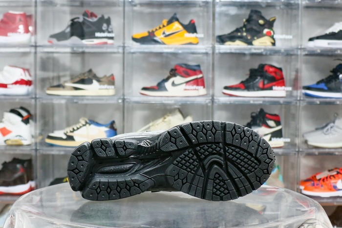 New Balance JJJ Jound X 2002 R GORE TEX Charcoal