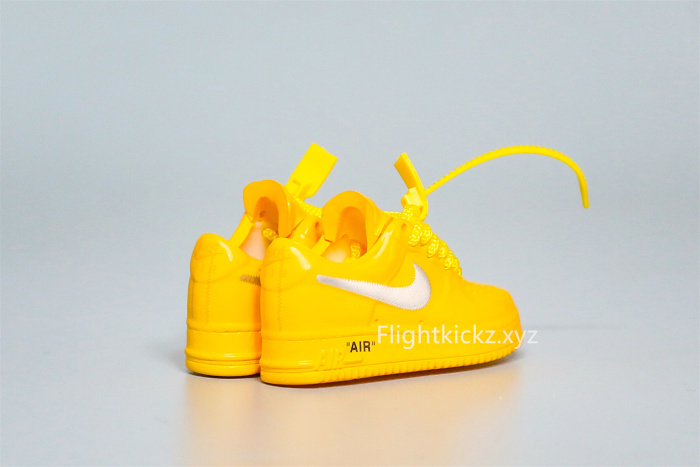 Mini Sneaker Off White x Air Force 1 “University Gold”  3D keychain