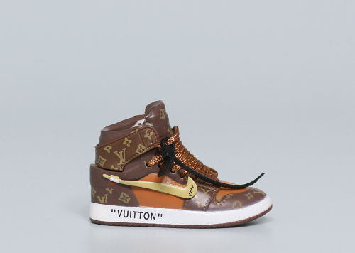 Mini Sneaker LV x Off White X Air Jordan 1 3D keychain
