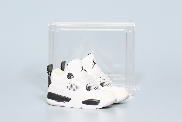 Mini Sneaker Air Jordan 4 Retro Military Black 3D keychain
