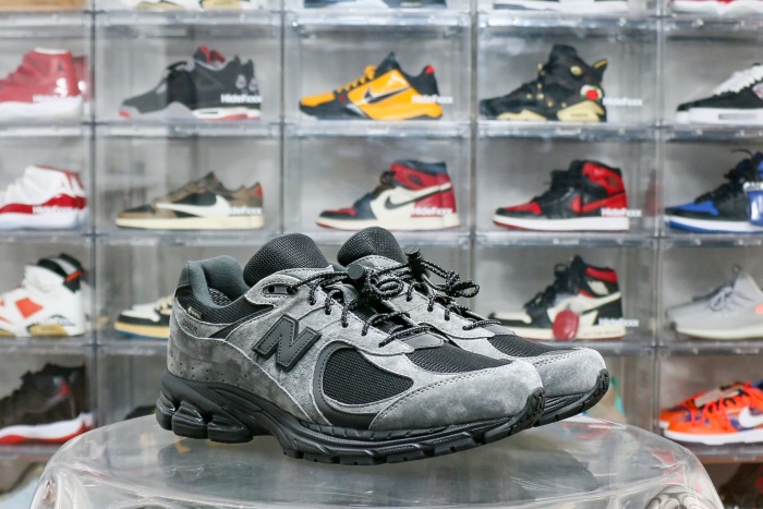 New Balance JJJ Jound X 2002 R GORE TEX Charcoal