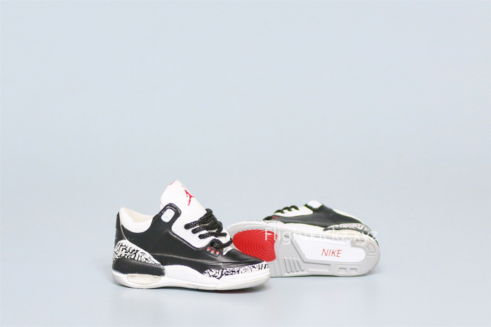 Mini Sneaker Air Jordan 3 Black Cement 3D keychain