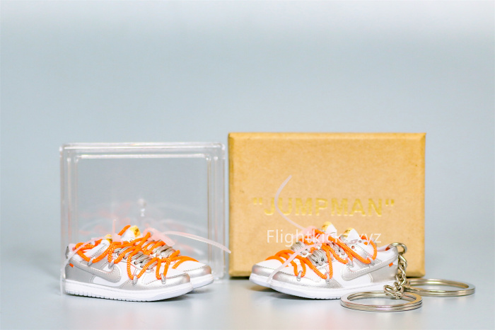 Mini Sneaker Off-White x Nike Dunk Low Lot 3D keychain