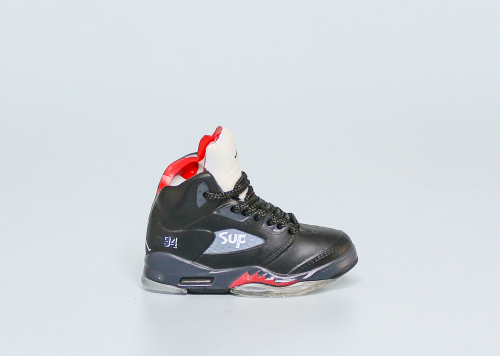 Mini Sneaker Supreme x Air Jordan 5 Bred 3D keychain