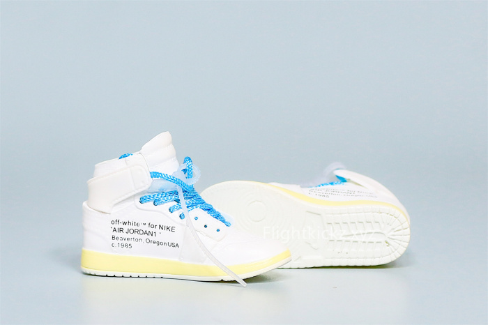 Mini SneakerOff White X Air Jordan 1 White 3D keychain