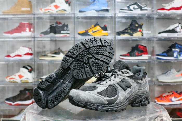 New Balance JJJ Jound X 2002 R GORE TEX Charcoal