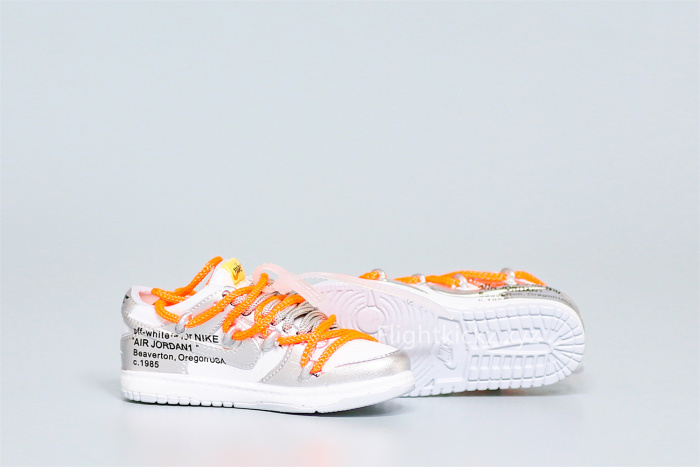 Mini Sneaker Off-White x Nike Dunk Low Lot 3D keychain
