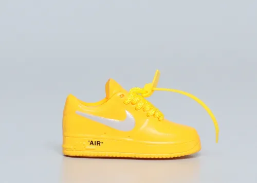 Mini Sneaker Off White x Air Force 1 “University Gold” 3D keychain
