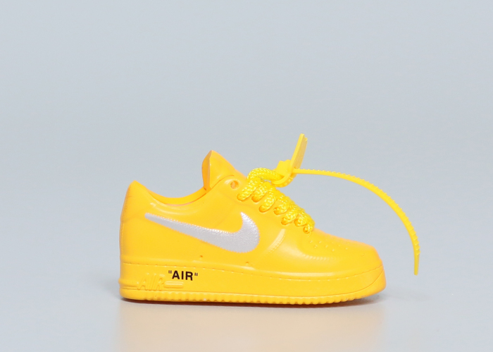 Mini Sneaker Off White x Air Force 1 “University Gold”  3D keychain