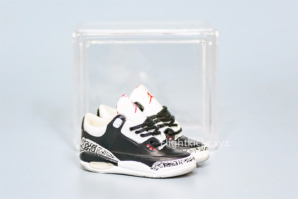 Mini Sneaker Air Jordan 3 Black Cement 3D keychain