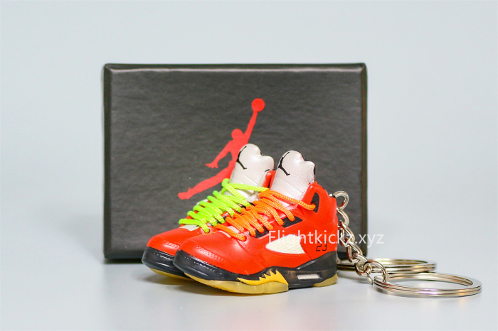 Mini Sneaker Air Jordan 5 Bull Yellowing Sole Green Lace 3D keychain
