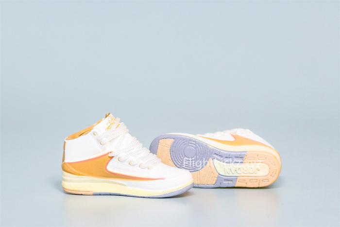 Mini Sneaker Air Jordan 2 Craft Sunset Haze 3D keychain
