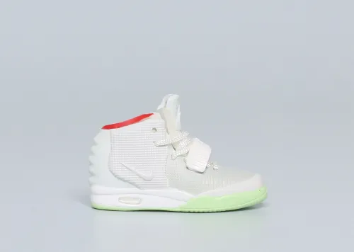 Mini Sneaker Nike Air Yeezy 2 Wolf Grey 3D keychain