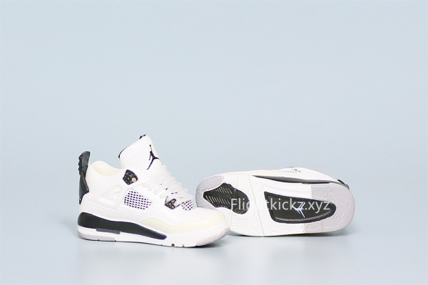 Mini Sneaker Air Jordan 4 Retro Military Black 3D keychain